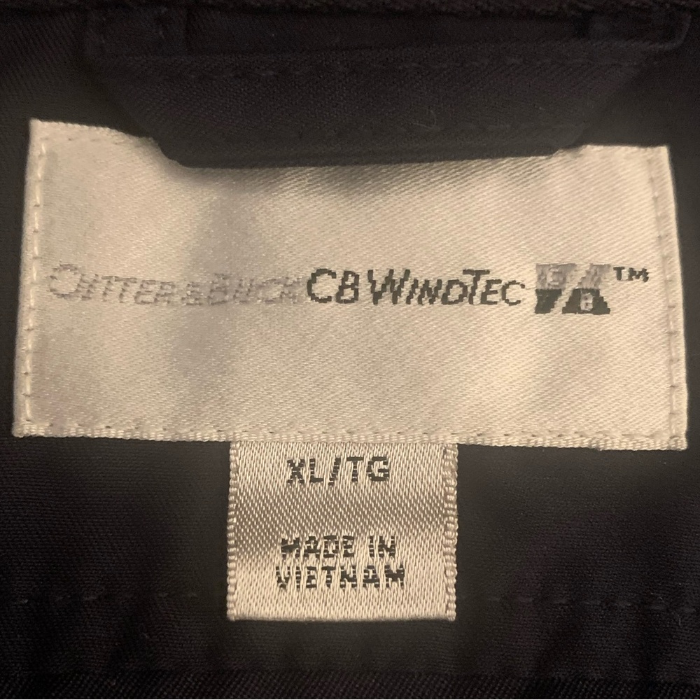 CUTTER & BUCK Wind Tec Polyester Yankees Vest - Picture 3 of 7